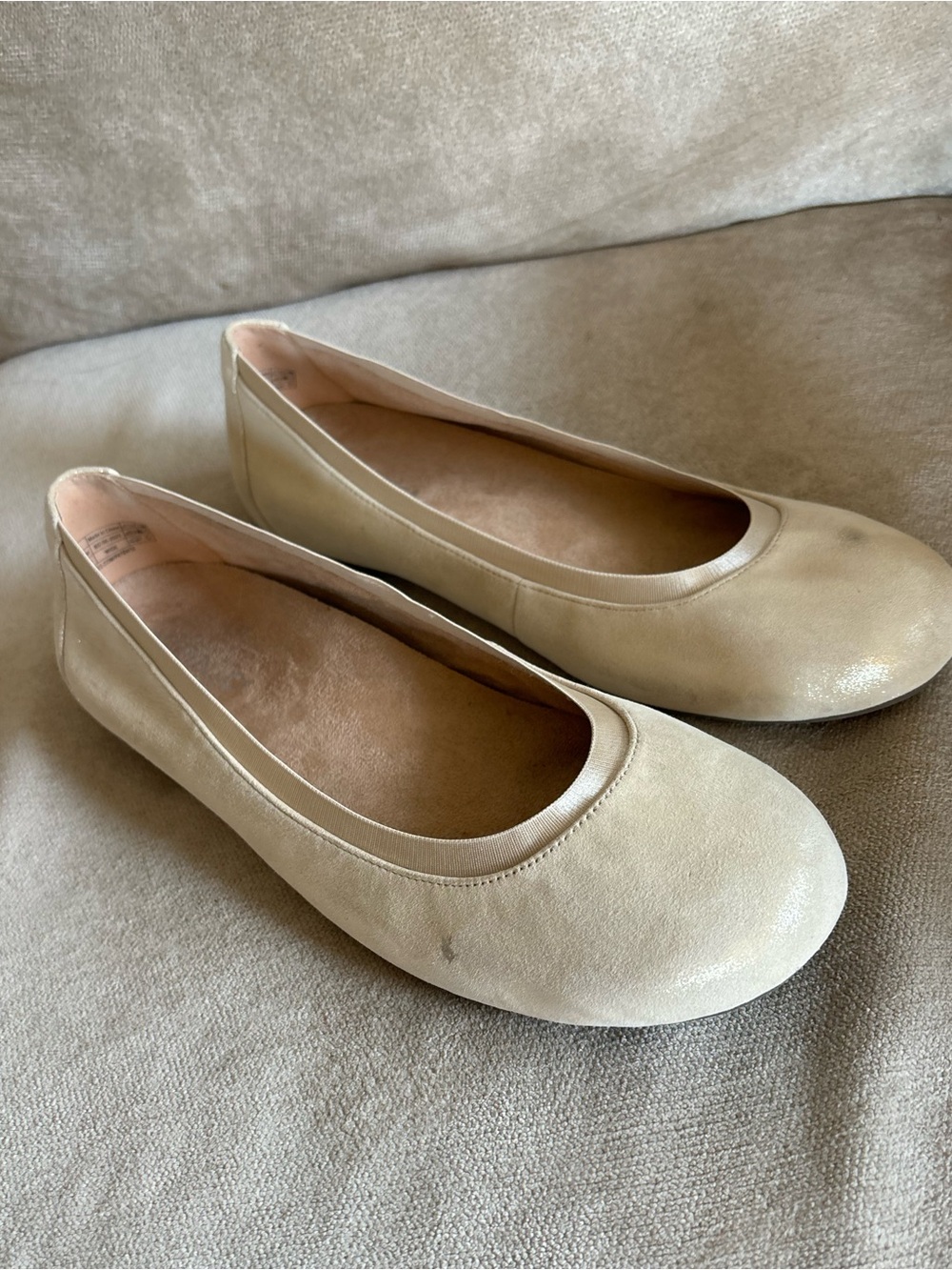 Vionic Anita Ballet Flats Womens Metallic Gold Suede Slip On‎ Casual 10